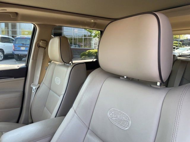 Used 2020 Jeep Grand Cherokee Overland image 14