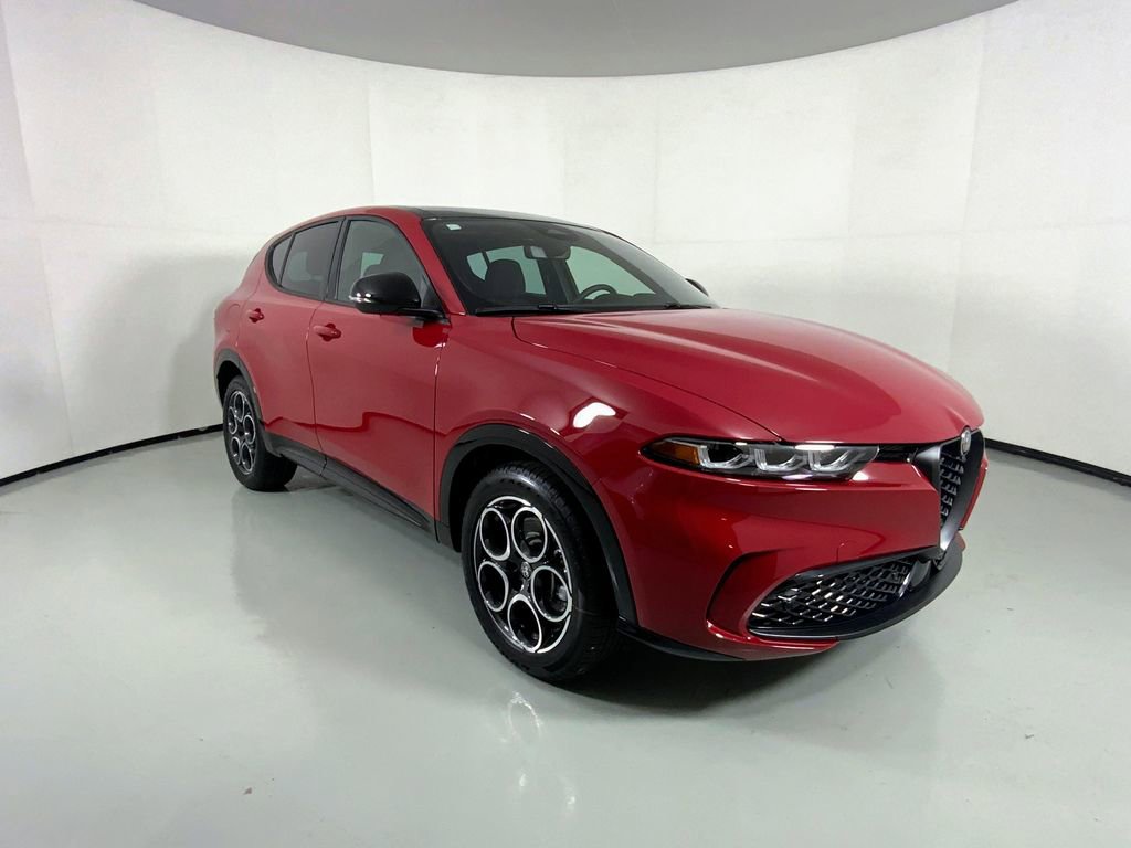 New 2025 Alfa Romeo Tonale AWD/4WD image 5