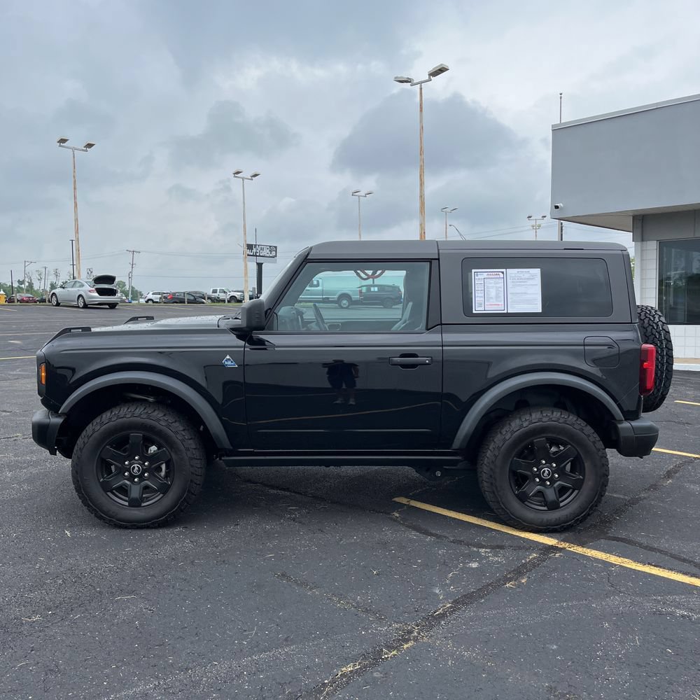 Used 2024 Ford Bronco Black Diamond AWD/4WD image 6