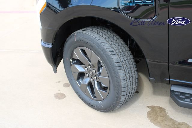 New 2025 Ford F150 Lightning Flash image 5