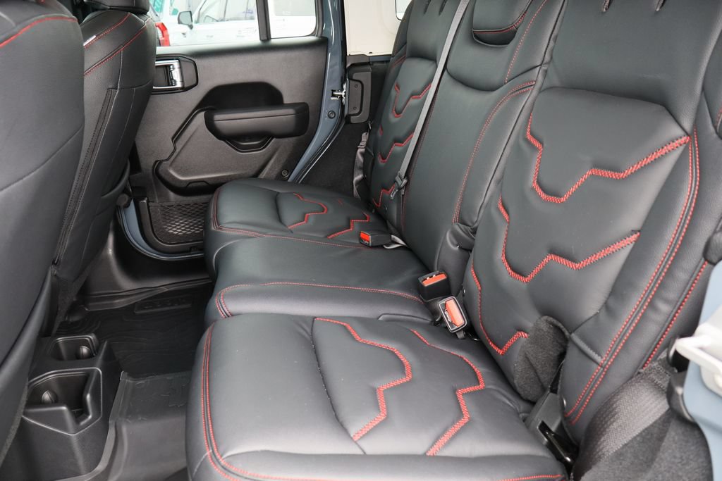 Used 2024 Jeep Wrangler Unlimited Sport AWD/4WD image 24