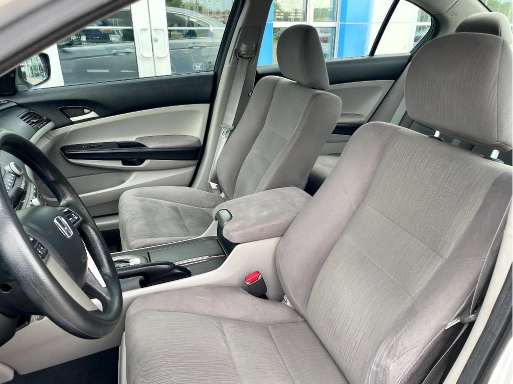 Used 2012 Honda Accord LX image 10