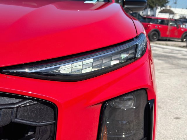 New 2026 Audi Q3 quattro 2.0T AWD/4WD image 9