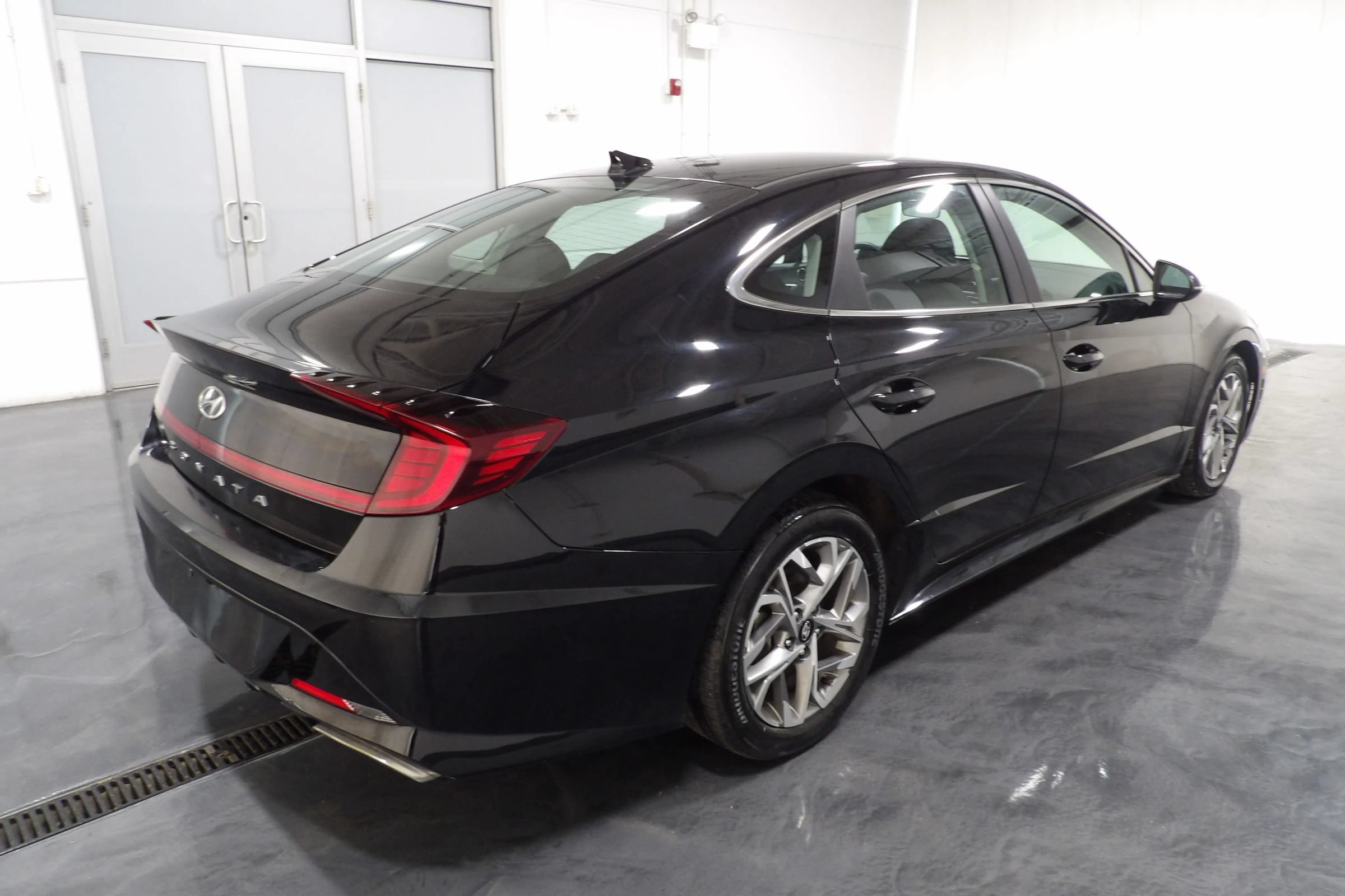 Used 2021 Hyundai Sonata SEL FWD image 4