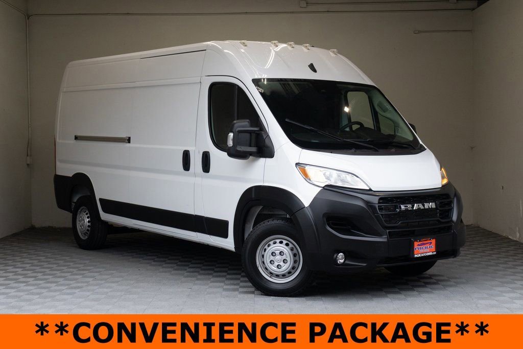 Used 2025 RAM ProMaster 2500 w/ Convenience Group image 2