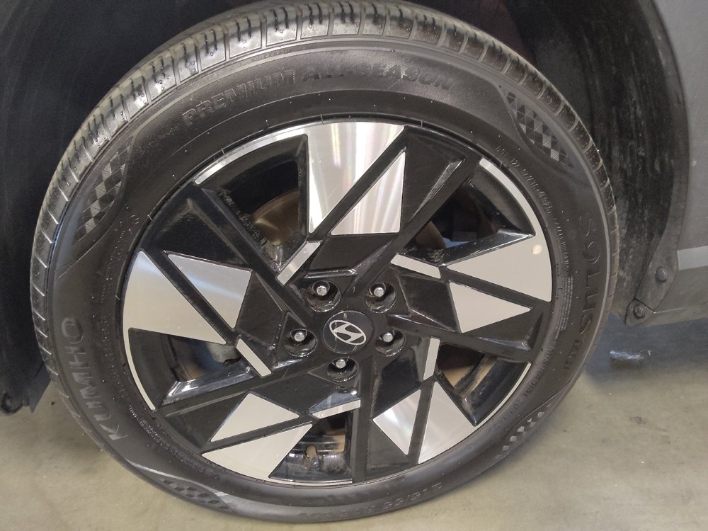 Used 2025 Hyundai Kona SEL FWD image 31