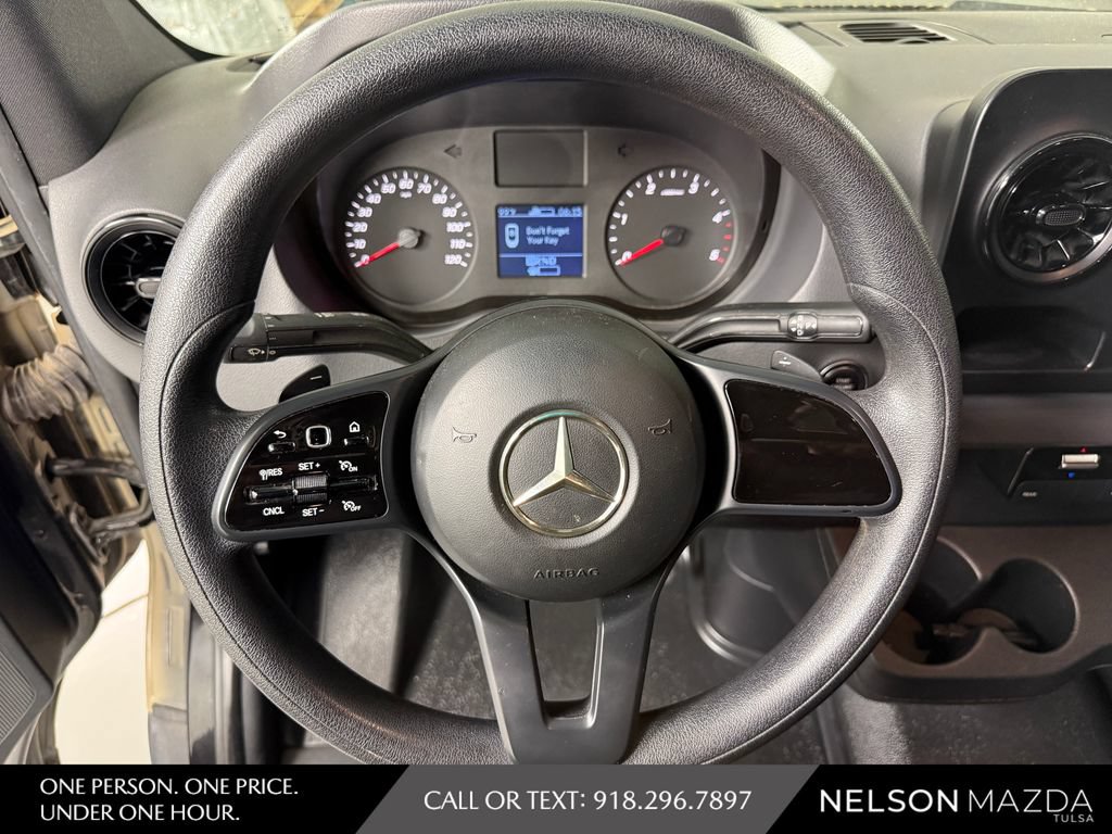 Used 2019 Mercedes-Benz Sprinter 2500 image 20