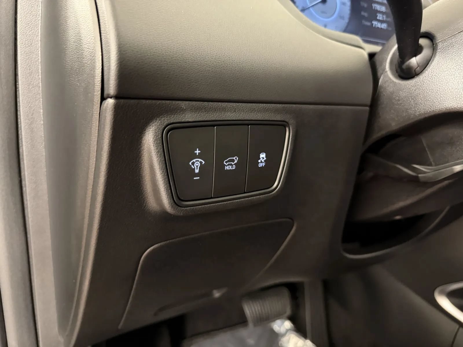 Used 2024 Hyundai Tucson Limited AWD/4WD image 19