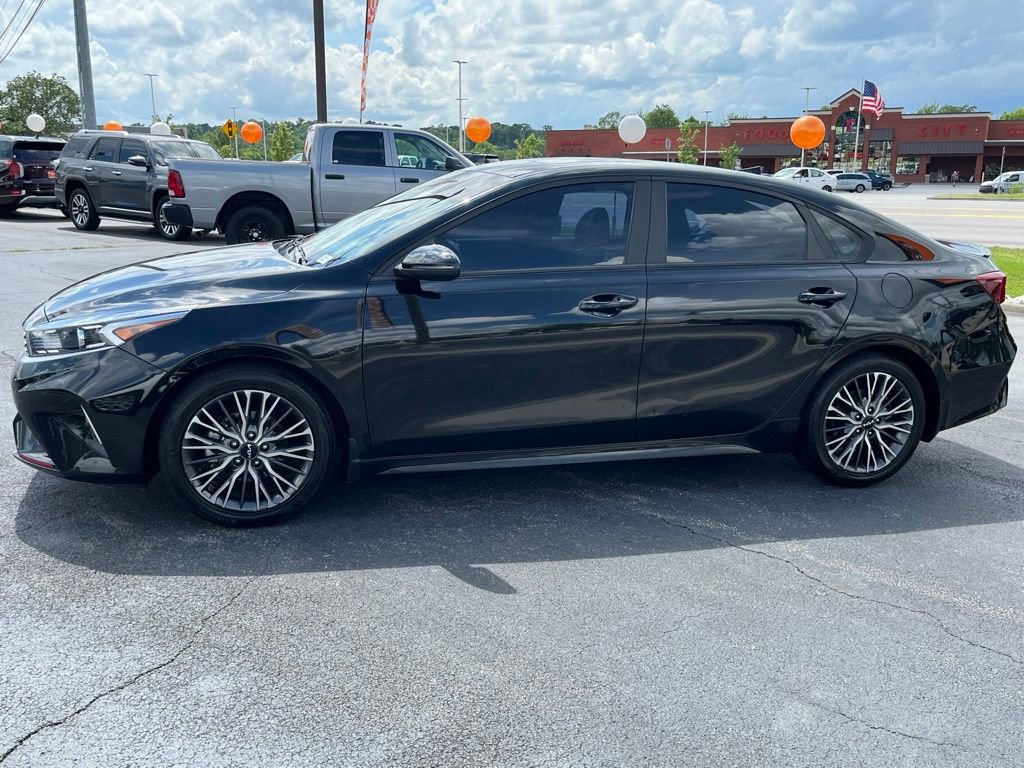 Used 2022 Kia Forte GT-Line w/ GT-Line Premium Package FWD image 5