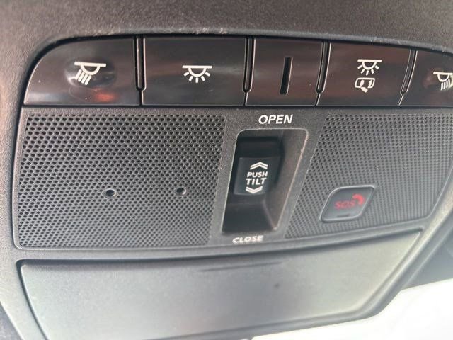 Used 2019 Nissan Maxima Platinum w/ Reserve Package image 27