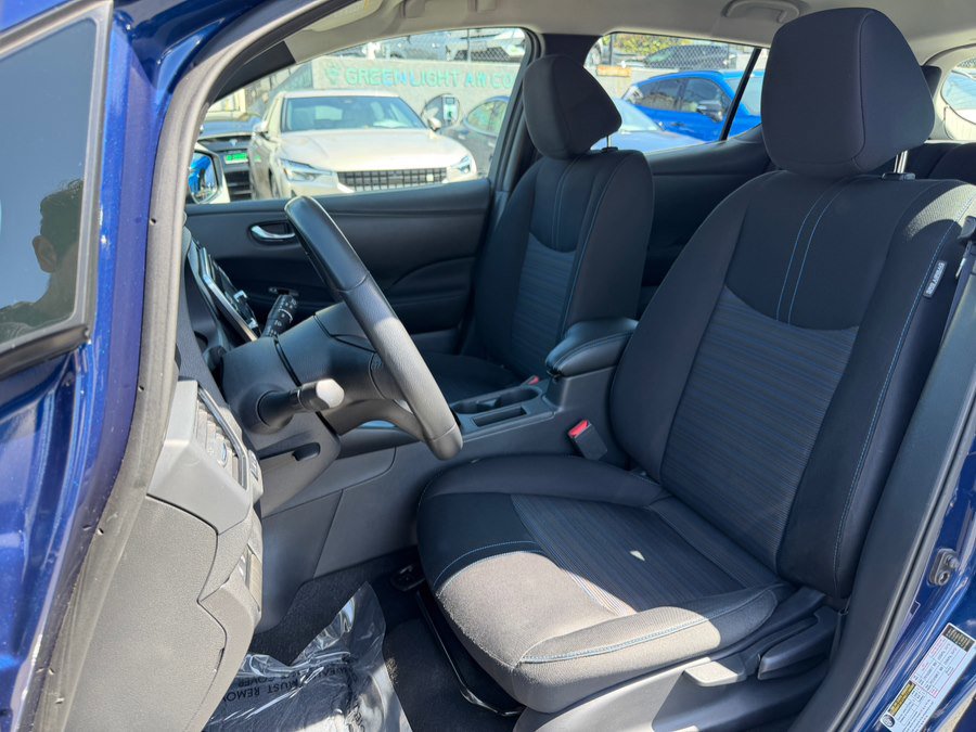 Used 2018 Nissan Leaf SV w/ Protection Package FWD image 18