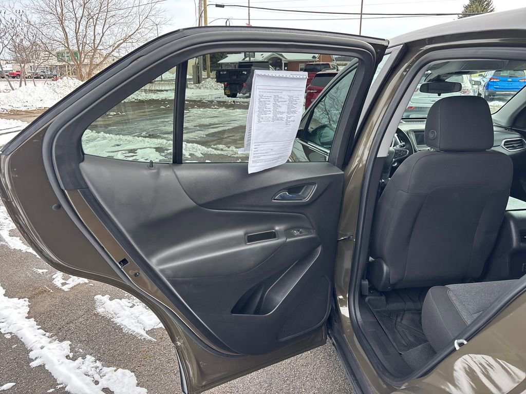 Used 2024 Chevrolet Equinox LT w/ LPO, Floor Liner Package image 23