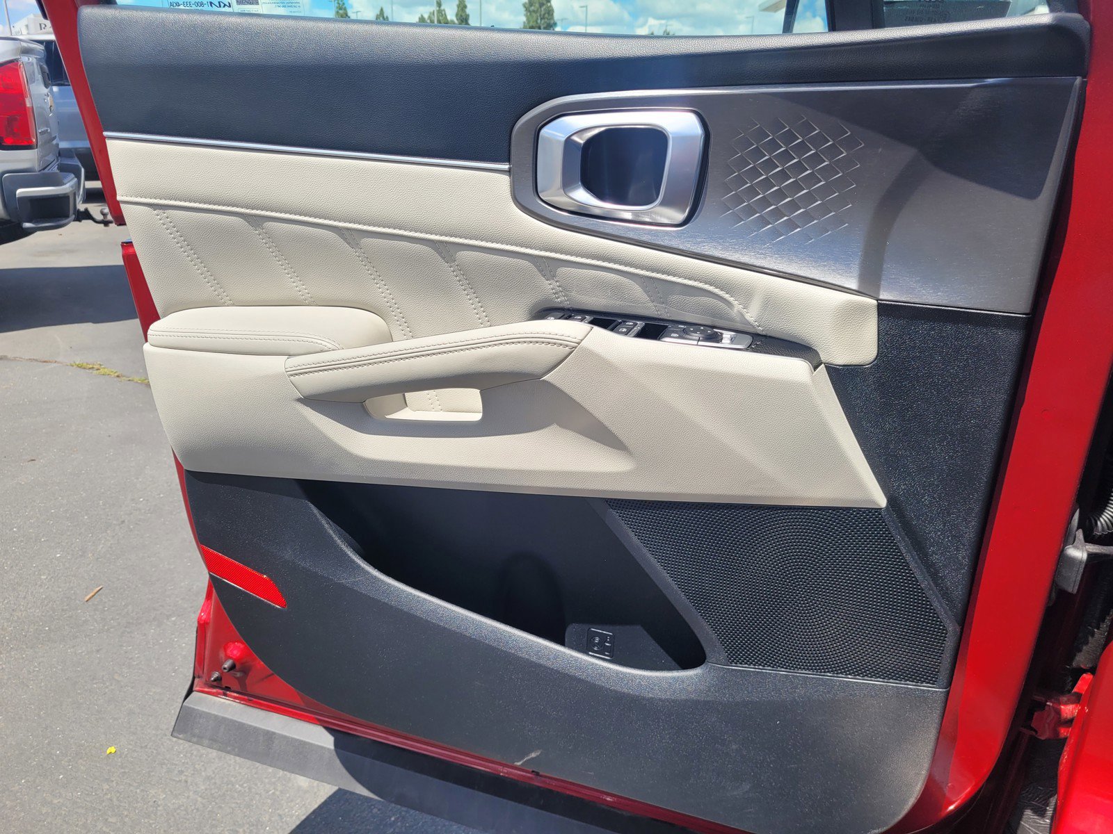 Used 2022 Kia Sorento SX image 15