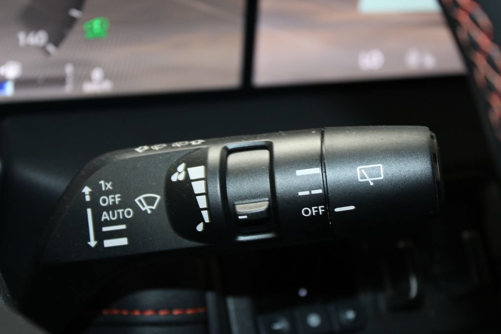 Used 2025 Nissan Armada PRO-4X AWD/4WD image 40
