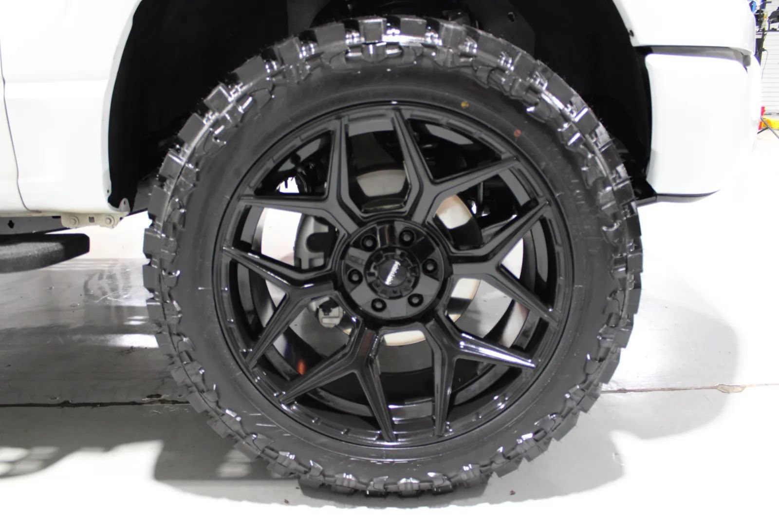 Used 2023 Ford F150 Tremor w/ Equipment Group 402A High AWD/4WD image 40
