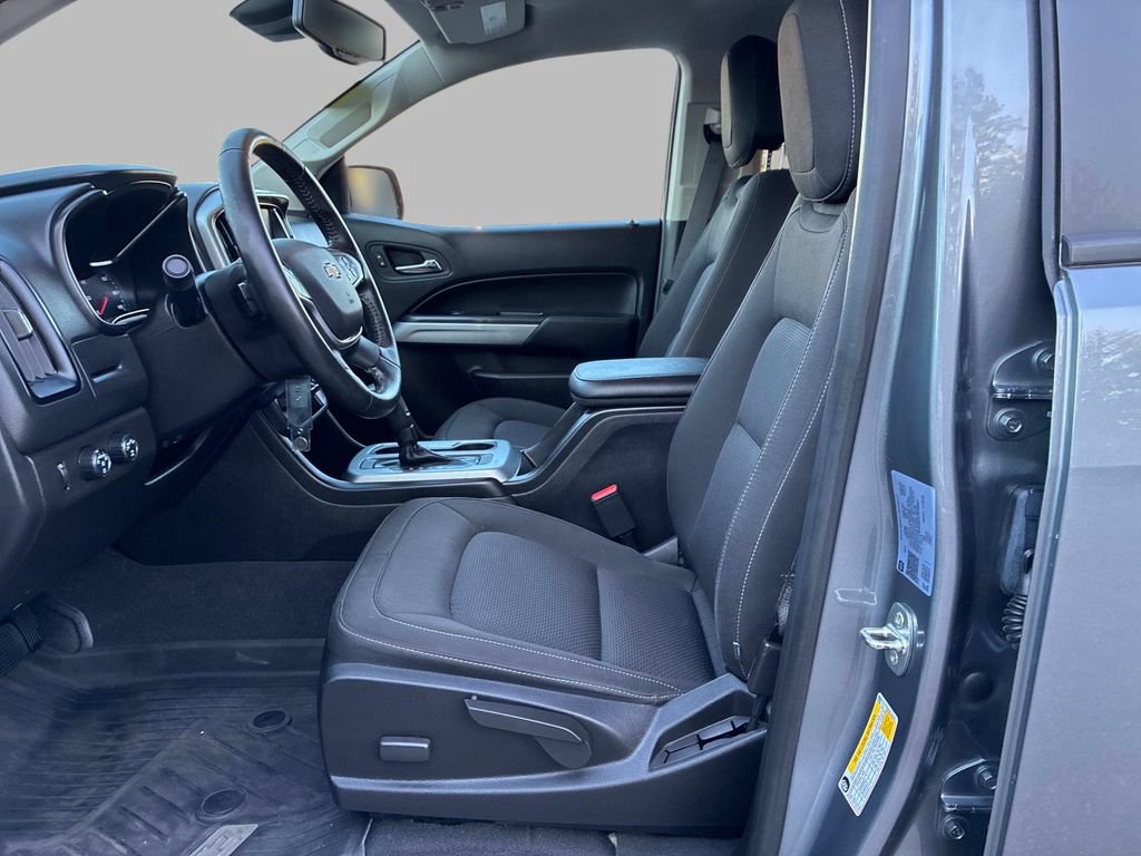 Used 2021 Chevrolet Colorado LT w/ Safety Package AWD/4WD image 20