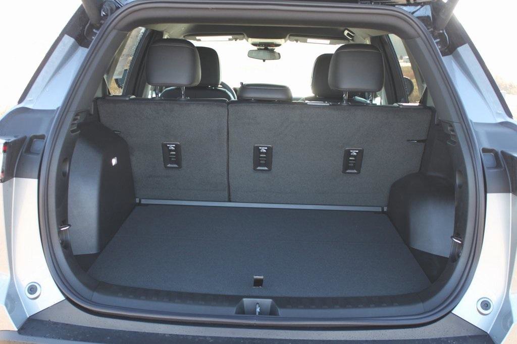 New 2026 Chevrolet Equinox LT w/ Convenience Package II image 17