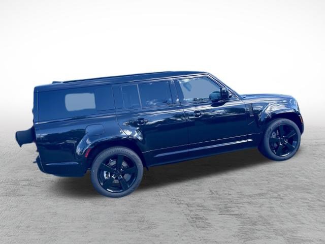 New 2026 Land Rover Defender 130 X-Dynamic SE AWD/4WD image 7
