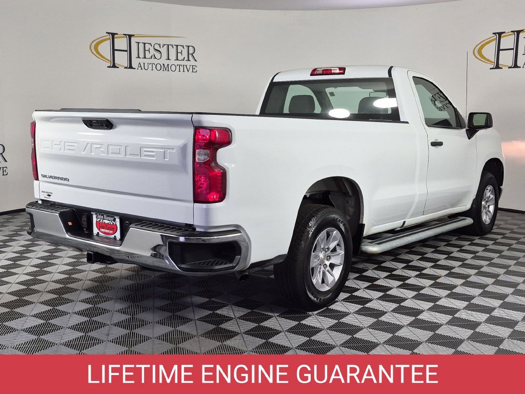 Used 2025 Chevrolet Silverado 1500 W/T RWD image 4