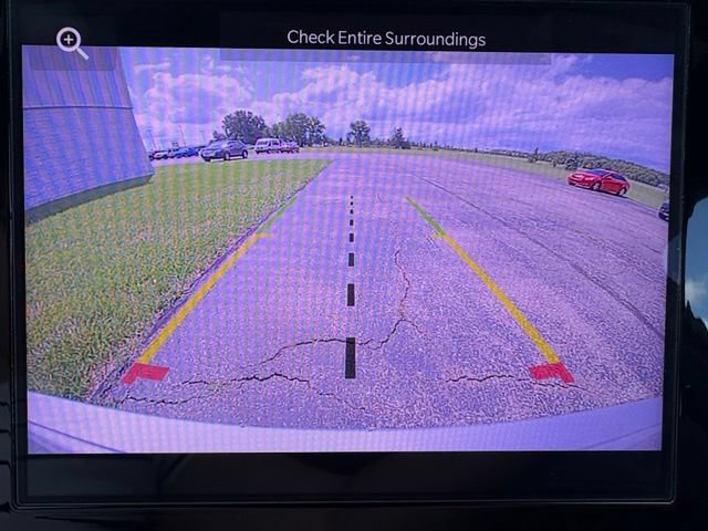 Used 2025 Jeep Grand Cherokee Altitude AWD/4WD image 5