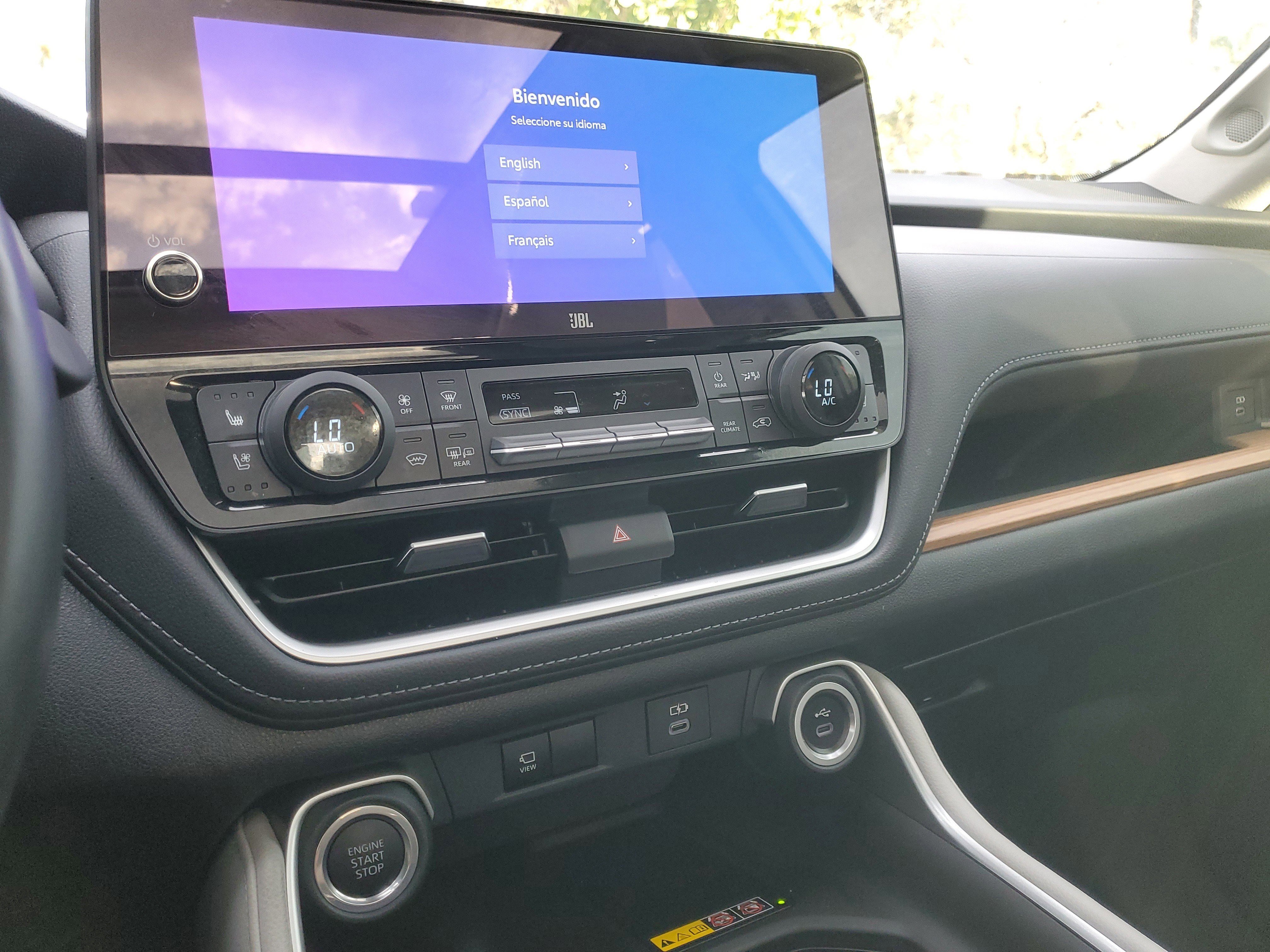 Used 2024 Toyota Grand Highlander Platinum image 28