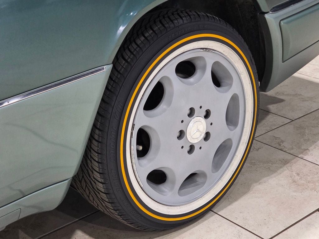 Used 1994 Mercedes-Benz E 320 Coupe image 32