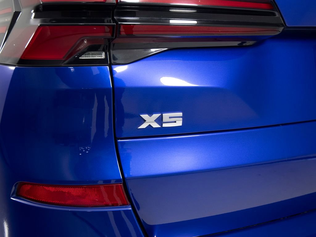 Used 2024 BMW X5 M60i image 48