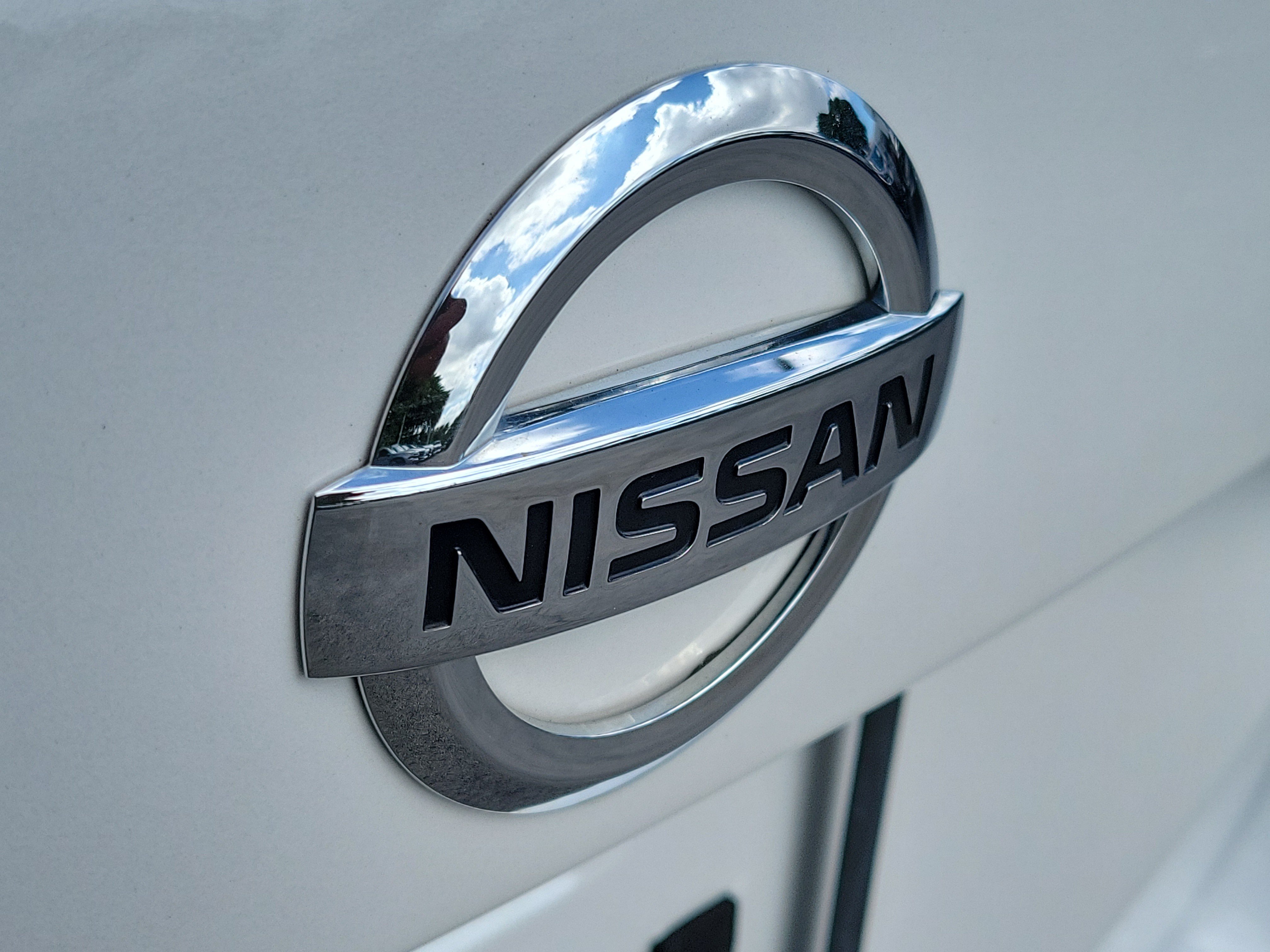 Used 2023 Nissan Sentra SV w/ All-Weather Package FWD image 10