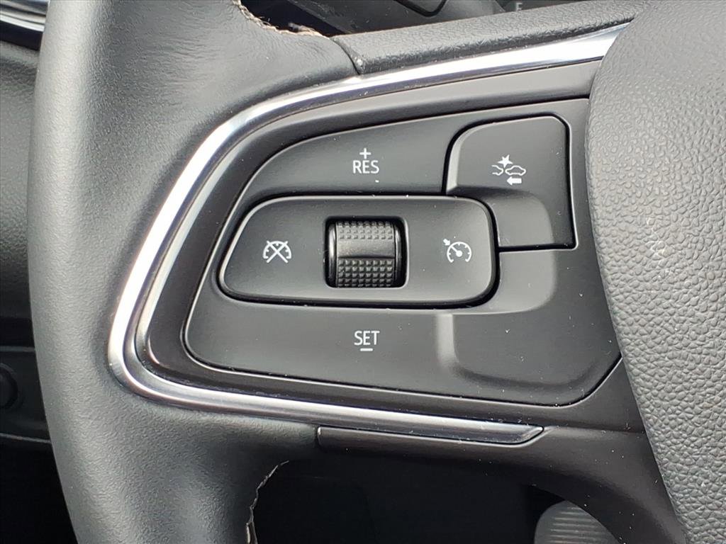 Used 2023 Buick Encore GX Select FWD image 23