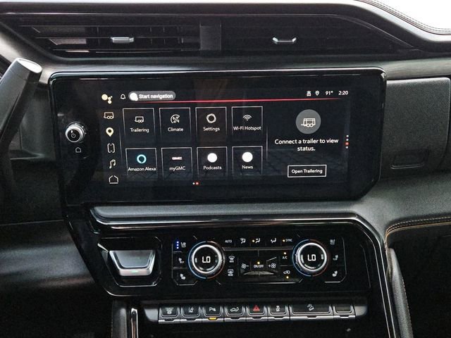 Used 2024 GMC Sierra 2500 AT4 w/ Technology Package AWD/4WD image 15