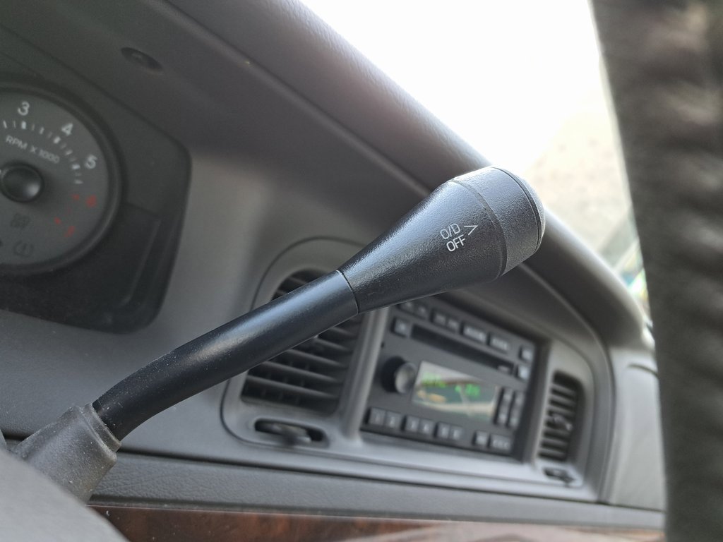 Used 2009 Mercury Grand Marquis LS image 17