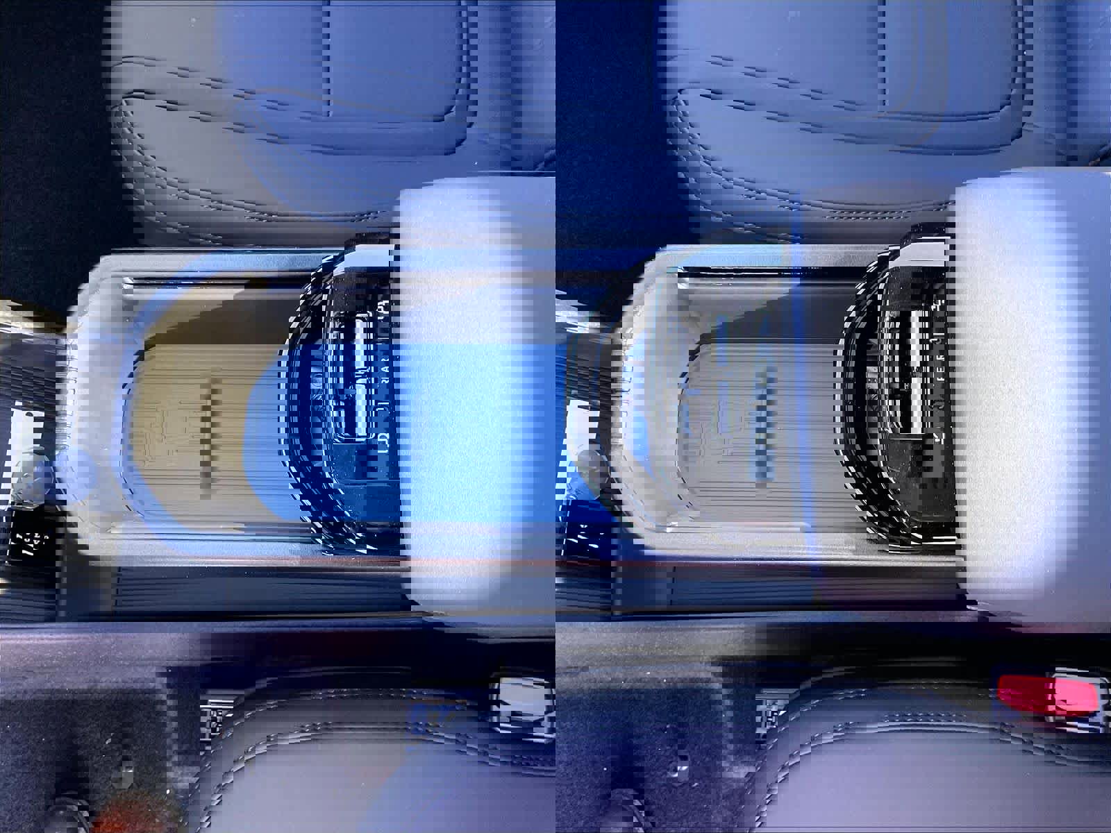 New 2026 Volvo EX30 Cross Country Ultra w/ Protection Package Premier image 10