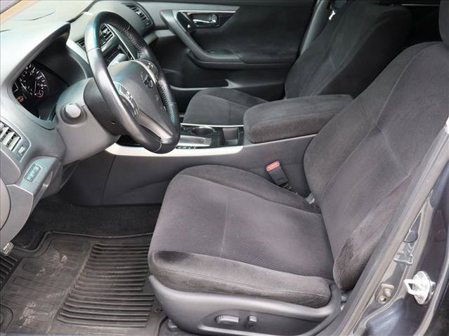 Used 2013 Nissan Altima 2.5 SV FWD image 18