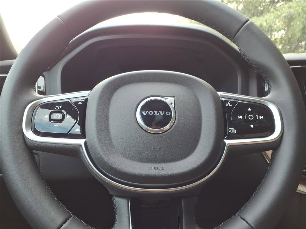 New 2026 Volvo XC60 B5 Plus w/ Protection Package Premier image 23