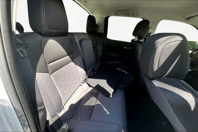 Used 2025 Nissan Frontier SV image 17