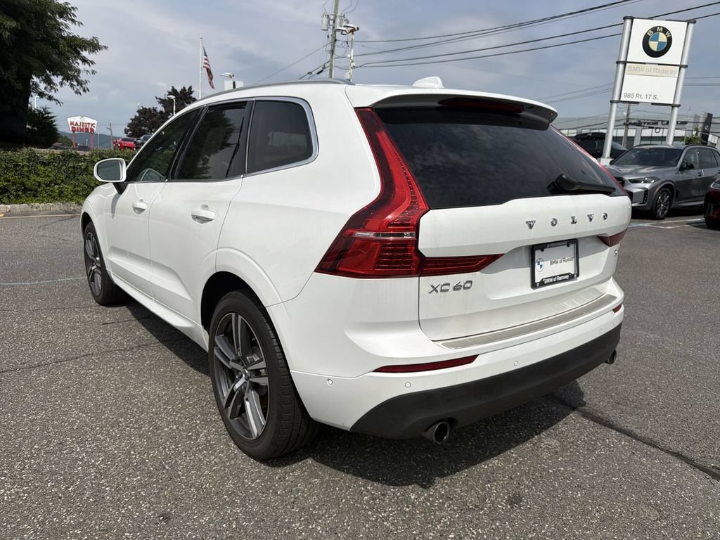 Used 2018 Volvo XC60 T6 Momentum w/ Advanced Package AWD/4WD image 12