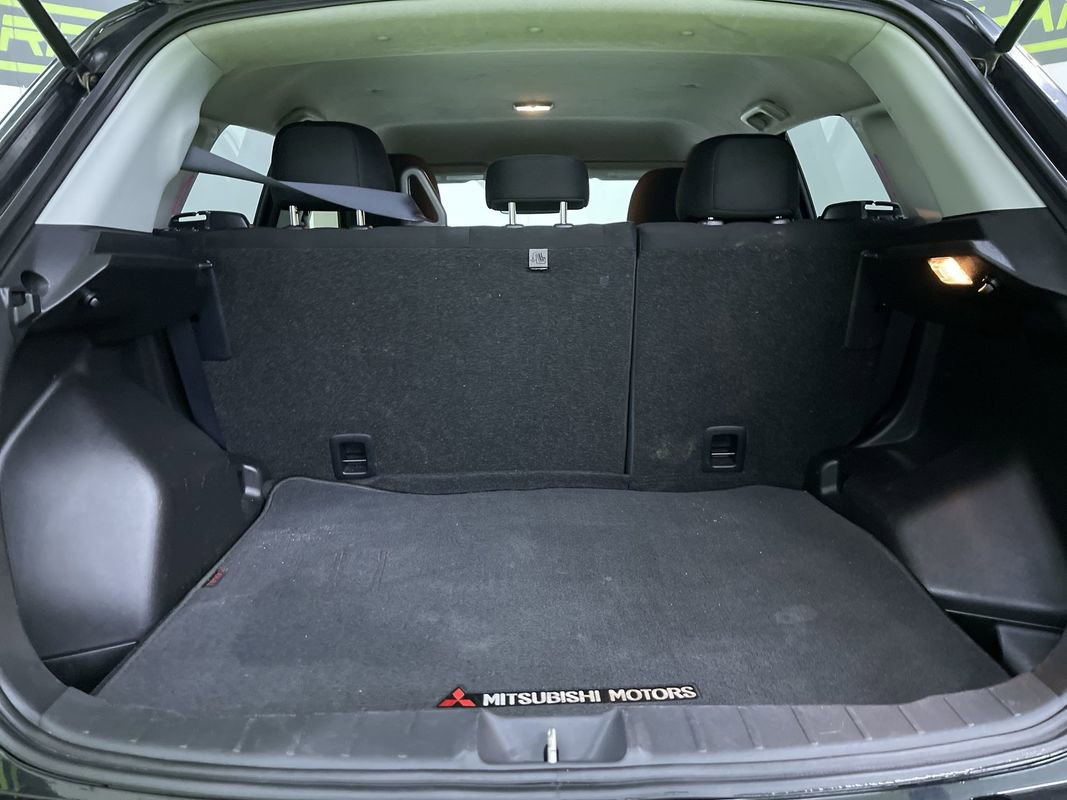 Used 2017 Mitsubishi Outlander Sport SE image 16