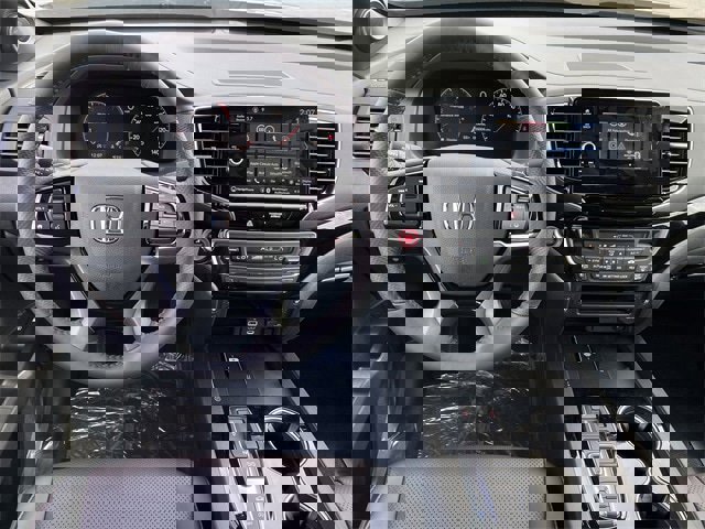 New 2025 Honda Ridgeline Black Edition image 10