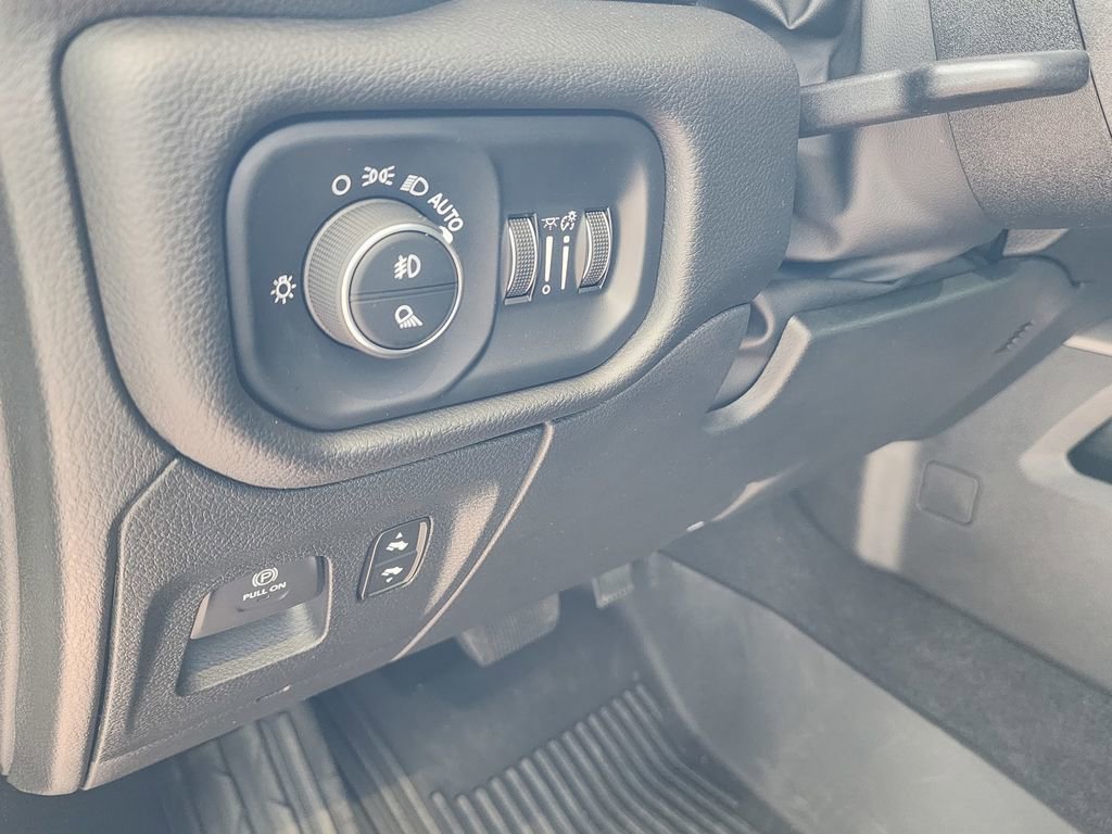 Used 2025 RAM 1500 Big Horn image 18