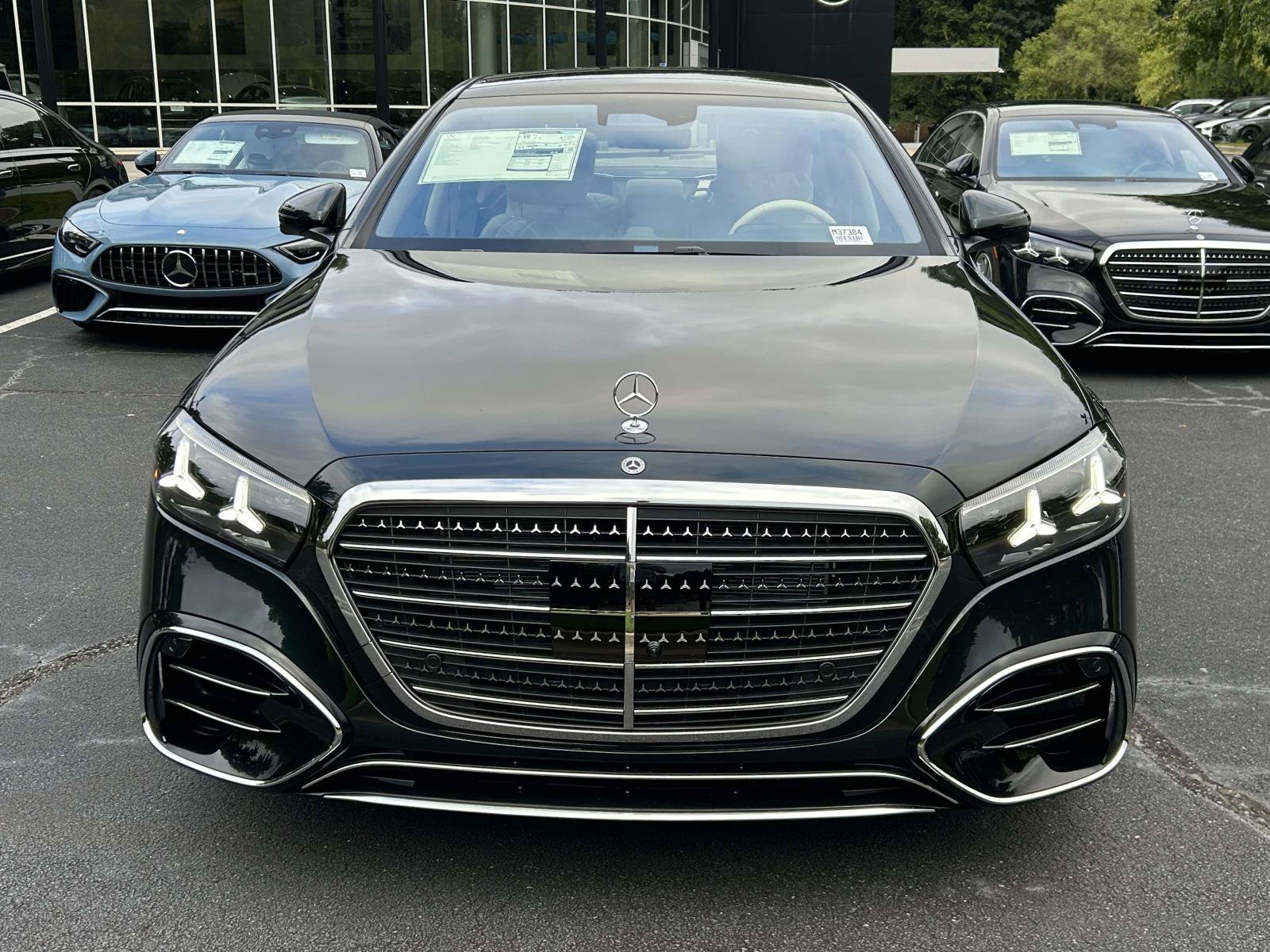 New 2027 Mercedes-Benz S 580 4MATIC Sedan image 3