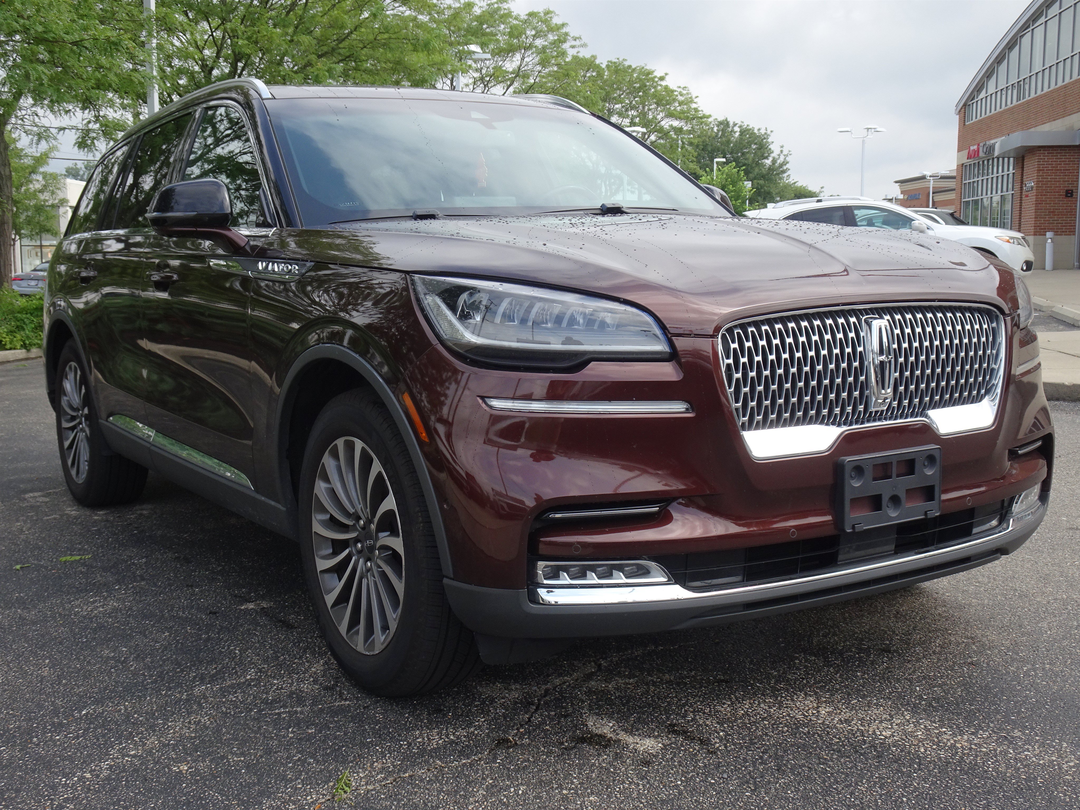 Used 2020 Lincoln Aviator Reserve w/ Equipment Group 201A AWD/4WD image 6