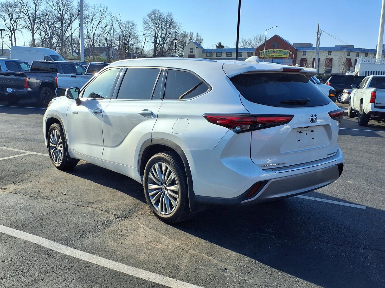 Certified 2021 Toyota Highlander Platinum image 33