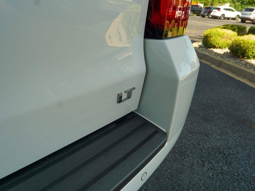 Used 2016 Chevrolet Tahoe LT AWD/4WD image 8