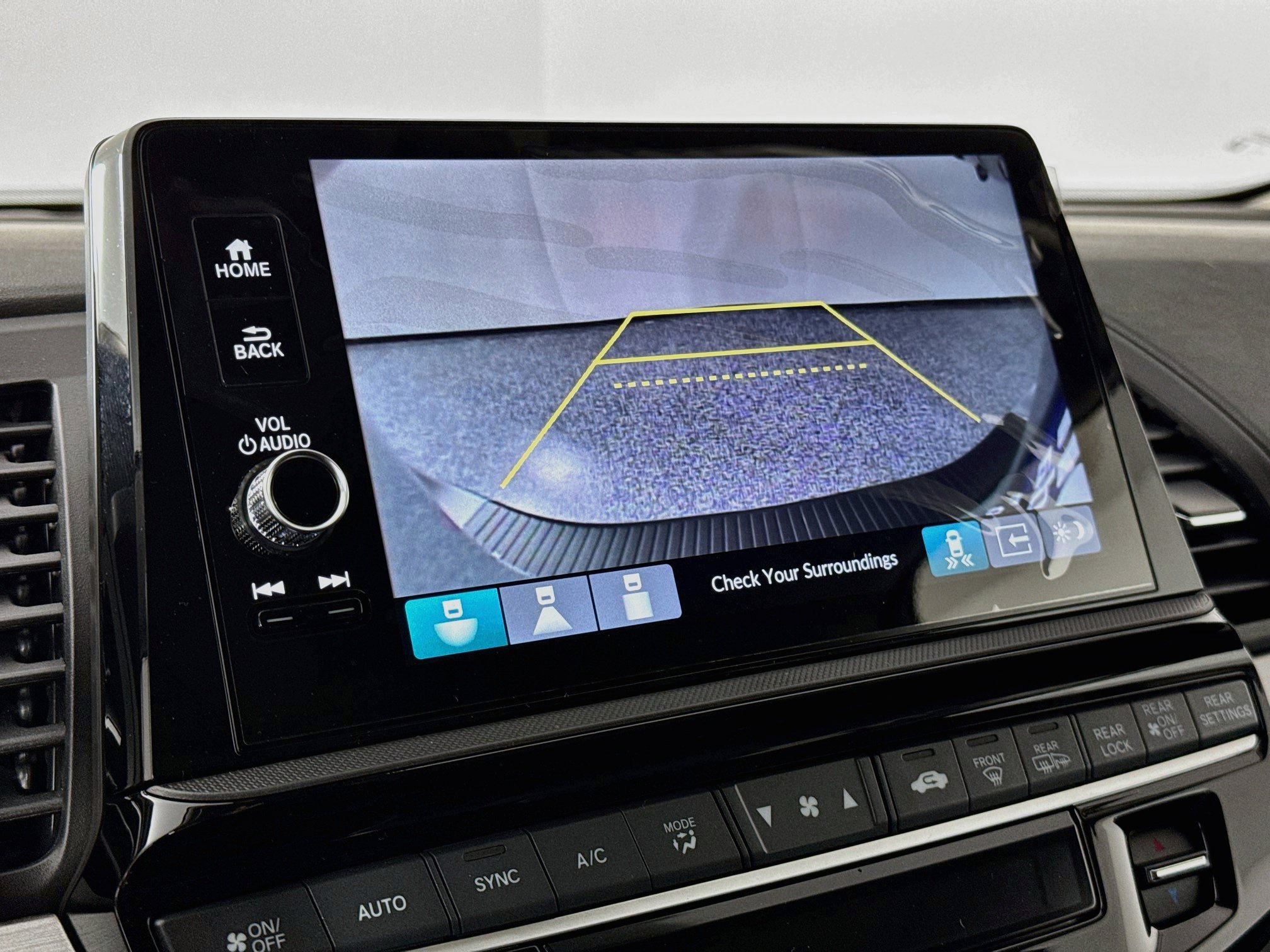New 2027 Honda Odyssey Touring image 14