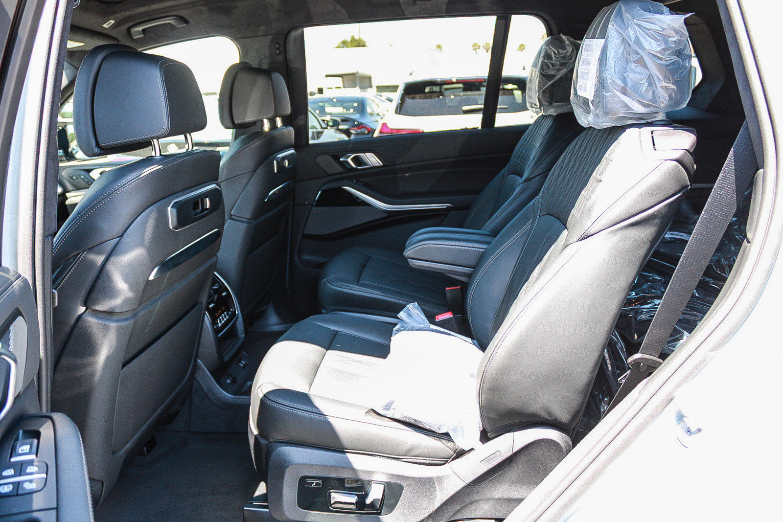 New 2027 BMW X7 M60i AWD/4WD image 17