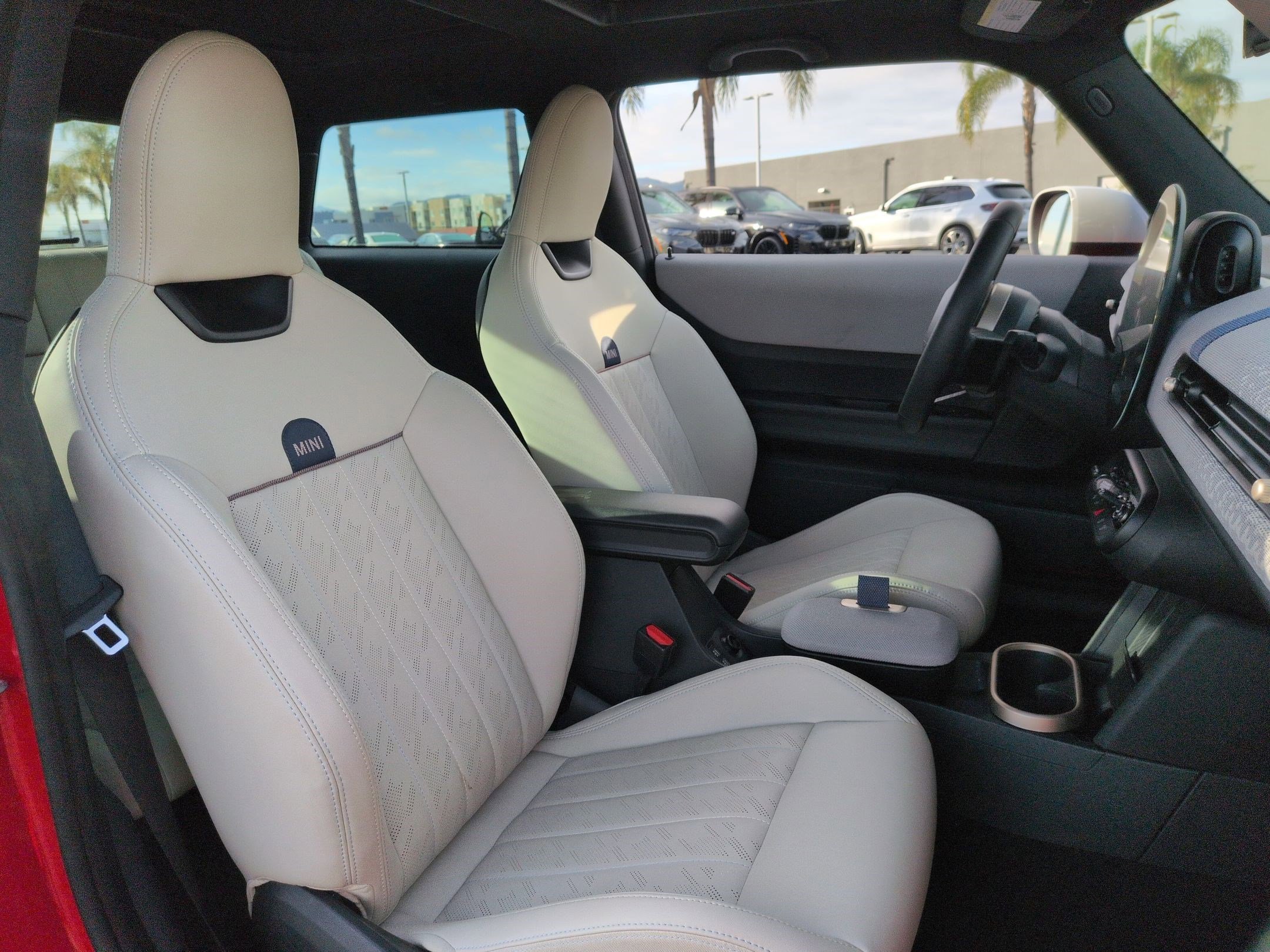 Used 2025 MINI Cooper S image 31