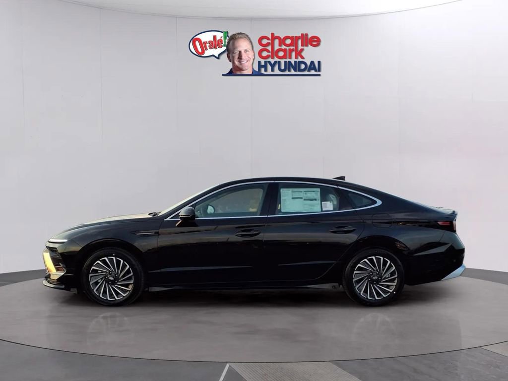 New 2026 Hyundai Sonata SEL image 2