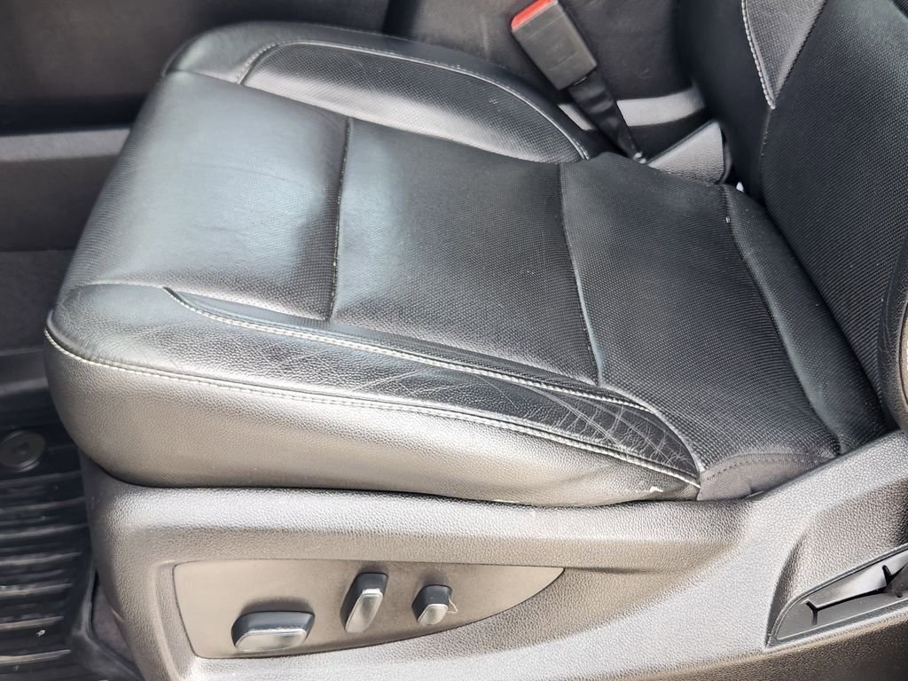 Used 2019 Chevrolet Tahoe Premier RWD image 24