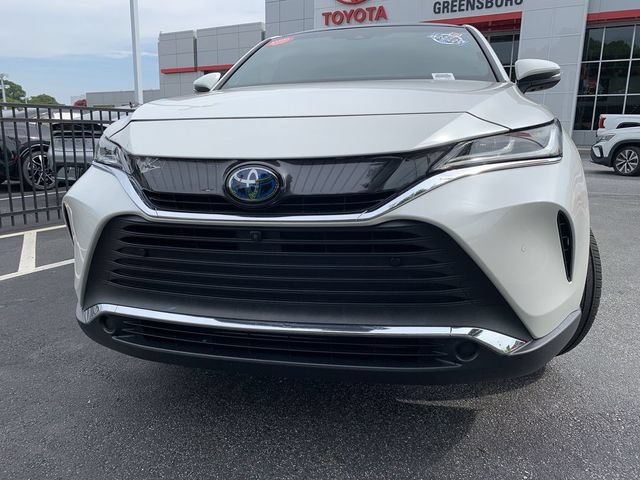 Used 2021 Toyota Venza Limited w/ Advanced Technology Package AWD/4WD image 3