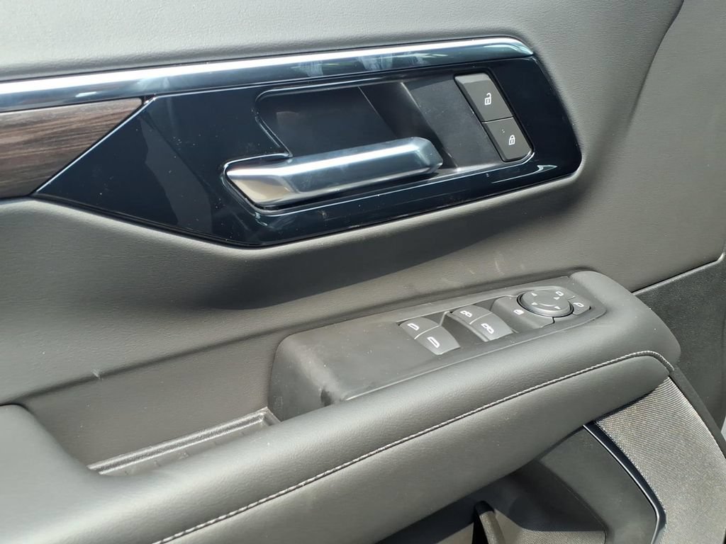 New 2026 Chevrolet Tahoe LS AWD/4WD image 13